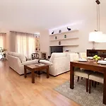 Click&flat Luxury Mistral برشلونة